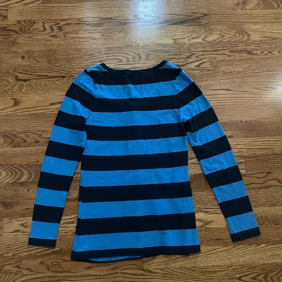 2-Old Navy Long Sleeve Tees, Size M - Picture 2 of 9